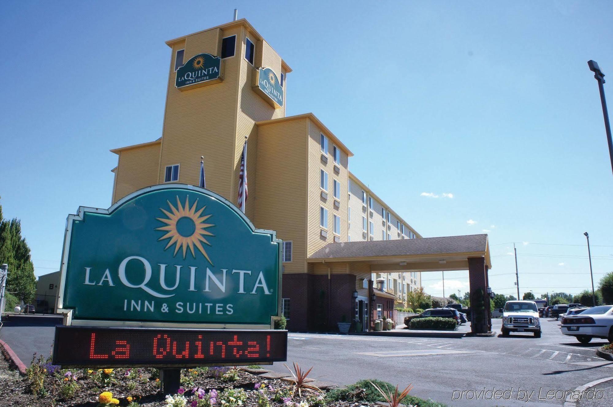 Hotel La Quinta By Wyndham Airport 3*